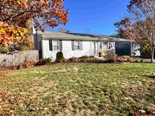 13 Guy St, Somersworth, NH, 03878-1819 | Card Image