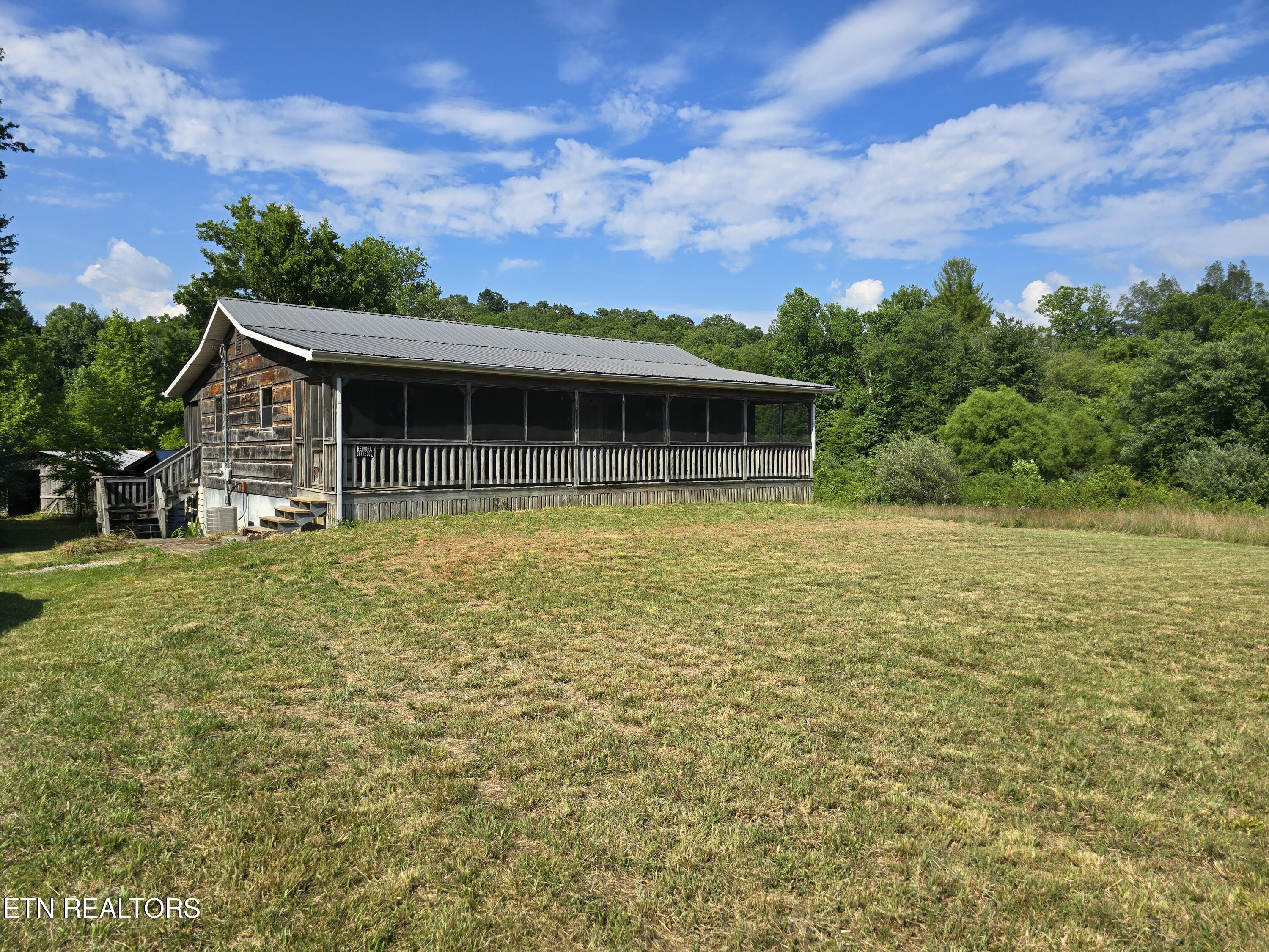 Nydeck Rd, Robbins, TN 37852
