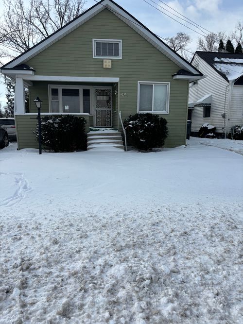 342 E Mcclellan St, Flint, MI, 48505-4228 | Card Image