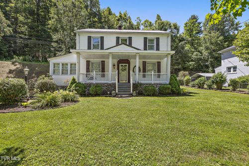 1075 Avalon Road, Grundy, VA, 24614 | Card Image