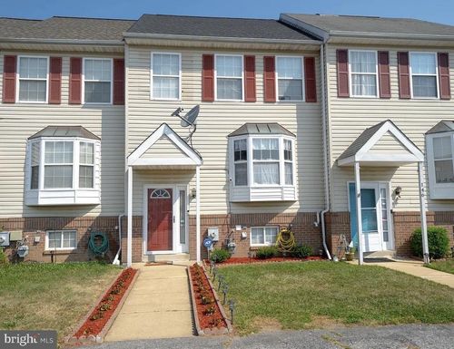 144 Hawk Dr, NEWARK, DE, 19702-4284 | Card Image