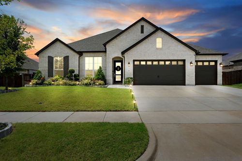 436 Brushwood Ln, Waxahachie, TX, 75165-1817 | Card Image