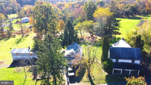 1415 Kumry Rd, PENNSBURG, PA, 18073-2450 | Card Image
