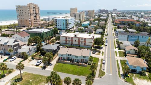 150 13th Ave N, Jacksonville Beach, FL, 32250-7369 | Card Image