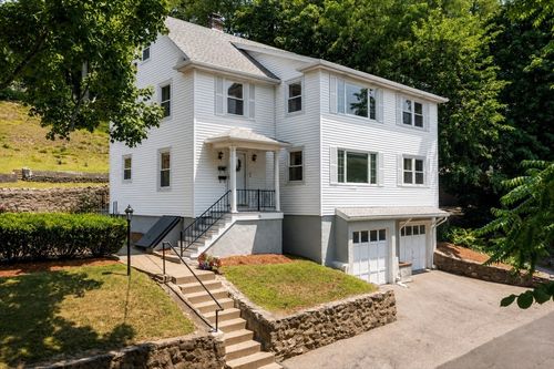 28 Hudson St, Watertown, MA, 02472-3713 | Card Image