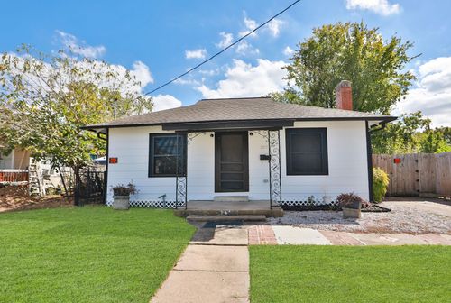207 Cosmos St, Houston, TX, 77009-5603 | Card Image
