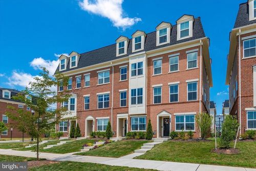 605 E 7th St, FREDERICK, MD, 21701-3174 | Card Image