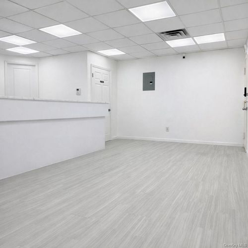 c1b-134-43 Maple Ave, Flushing, NY, 11355 | Card Image