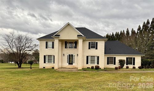 307 Cross Creek Dr, Cherryville, NC, 28021-9302 | Card Image
