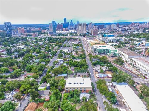 201-1401 E 4th St, Austin, TX, 78702-3811 | Card Image