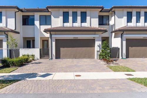 12060 Sw 82nd Pl, Miami, FL, 33156-5166 | Card Image