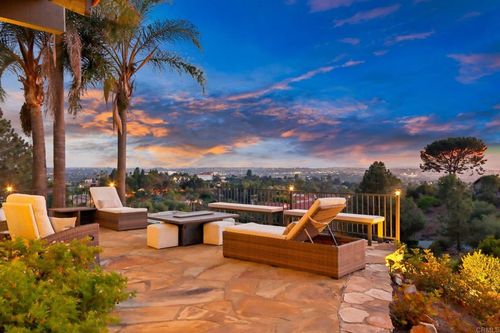 2073 Elevado Rd, Vista, CA, 92084-2811 | Card Image