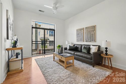 3259 Noda Blvd, Charlotte, NC, 28205-1260 | Card Image