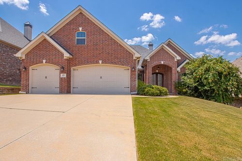 49 Tournay Cir, Little Rock, AR, 72223-9055 | Card Image