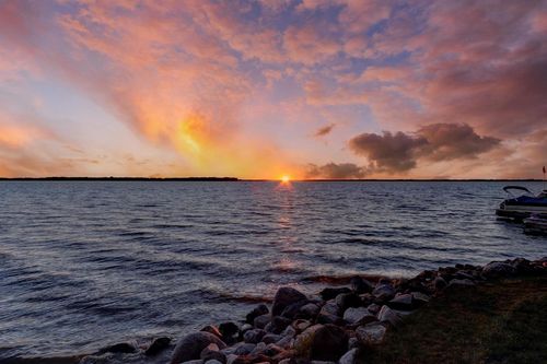 3-N807 Waubunsee Trail Trail, KOSHKONONG, WI, 53538 | Card Image