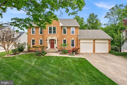 26 Griswold Ct, STERLING, VA, 20165-6212 | Card Image