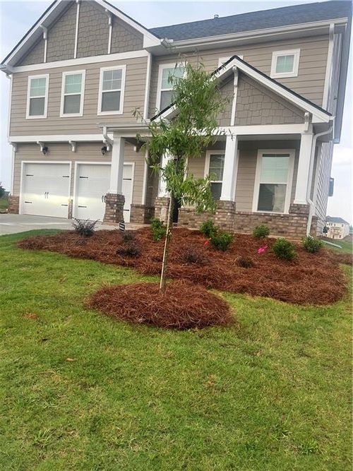 1161 Hawthorne Cir, Madison, GA, 30650-5045 | Card Image