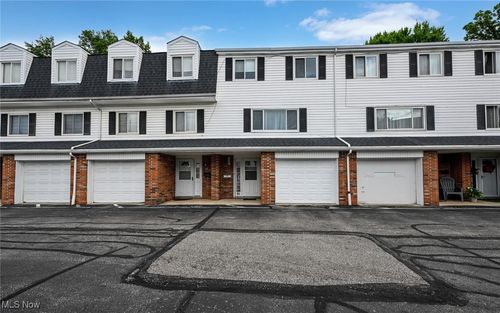 unit-81-2005 Presidential Pkwy, Twinsburg, OH, 44087-1645 | Card Image