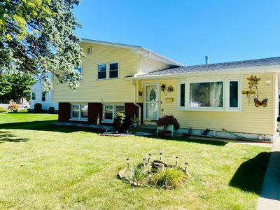 925 N. Main Street, House other with 3 bedrooms, 2 bathrooms and 2 parking in Rochelle IL | Image 2