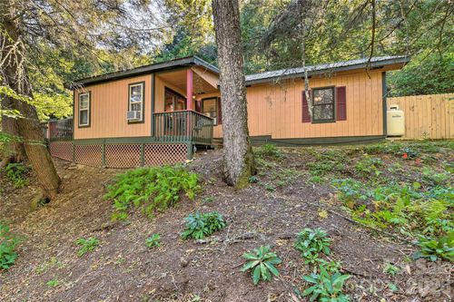 242 Plott Balsam Rd, Maggie Valley, NC, 28751-8538 | Card Image