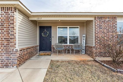 1217 Flint Way, Noble, OK, 73068 | Card Image