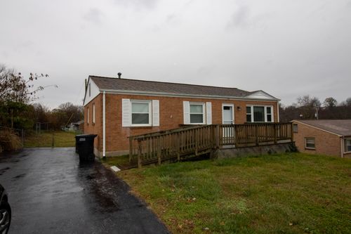 151 Return Rd, Roanoke, VA, 24019-4821 | Card Image