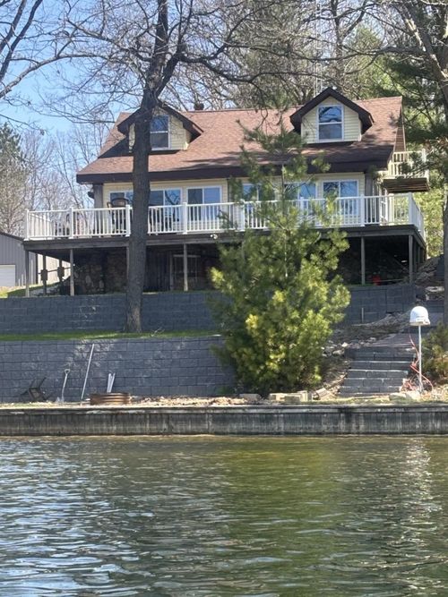 716 Forest Blvd, Lake, MI, 48632-6901 | Card Image