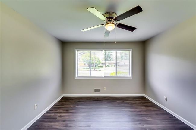 4342 Riverwood Cir, House other with 3 bedrooms, 3 bathrooms and 4 parking in Decatur GA | Image 15