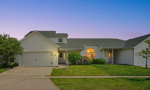 708 Erin Dr, Champaign, IL, 61822-7397 | Card Image