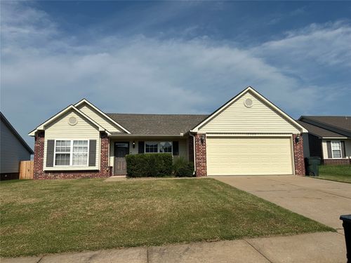 12309 112th East Ave, Collinsville, OK, 74021-5556 | Card Image
