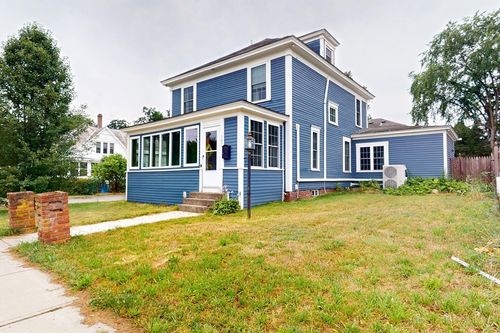 107 E Main St, Ayer, MA, 01432-1821 | Card Image