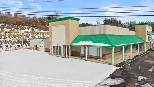 1059 Cedar Knoll Dr, Ashland, KY, 41102-9362 | Card Image