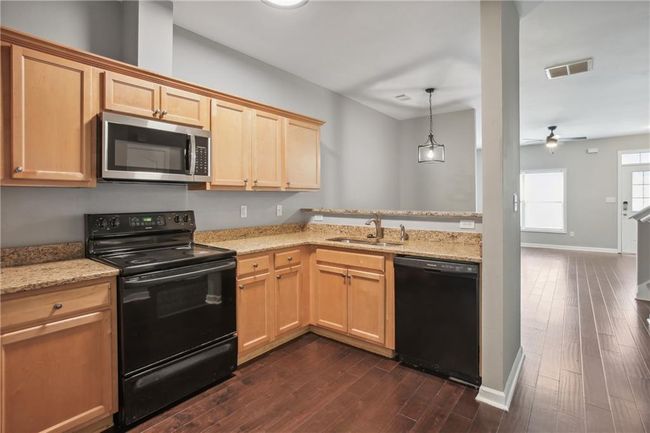 2360 Johnson Rd Ne, Townhouse with 3 bedrooms, 3 bathrooms and null parking in Atlanta GA | Image 11