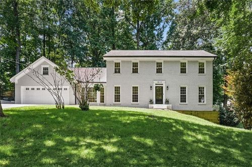 1511 Summerset Dr, Dunwoody, GA, 30338-2809 | Card Image
