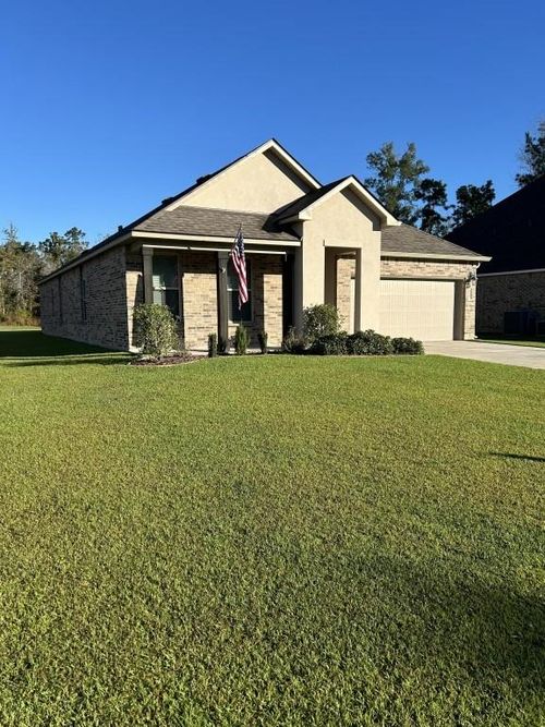 40307 Cypress Reserve Boulevard, Ponchatoula, LA, 70454 | Card Image