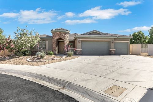 2519 Sparrow Way, Pahrump, NV, 89048-7681 | Card Image
