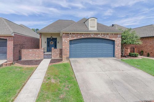 2453 Randy Dr, Denham Springs, LA, 70726-5429 | Card Image
