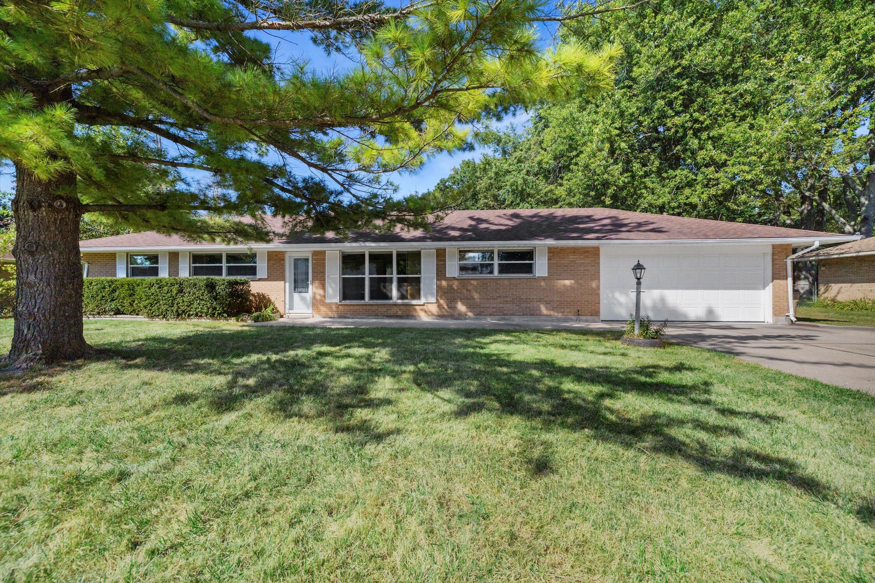 44th Ave, Pleasant Prairie, WI 53158