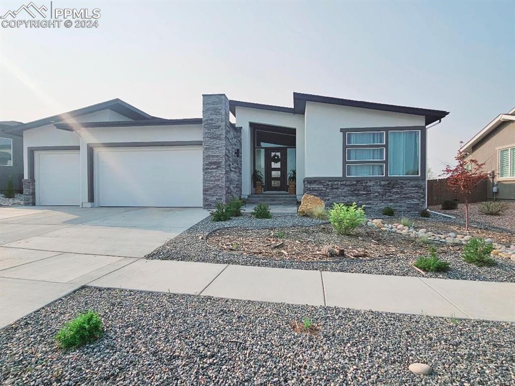 Notch Trl, Colorado Springs, CO 80924