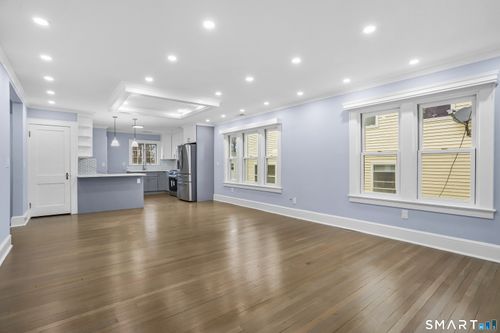17 Reservoir Ave, Norwalk, CT, 06850-3003 | Card Image
