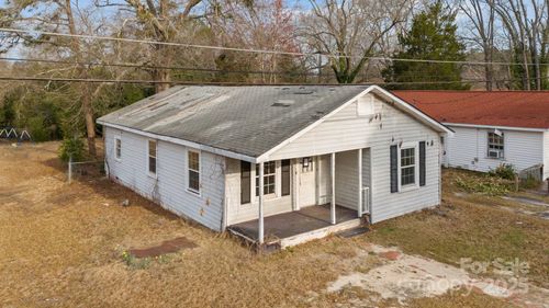 713 Deweese Ave, Rockingham, NC, 28379-2715 | Card Image