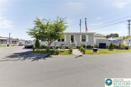 7419 Lincoln Ln, Trexlertown, PA, 18087-9616 | Card Image