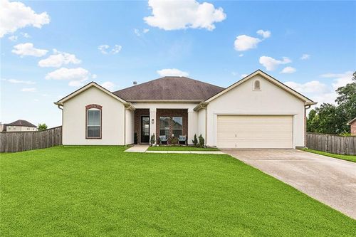 9517 Laurel Oak Ln, Westwego, LA, 70094-3175 | Card Image