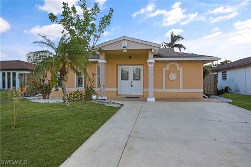 770 93rd Avenue N, NAPLES, FL, 34108 | Card Image