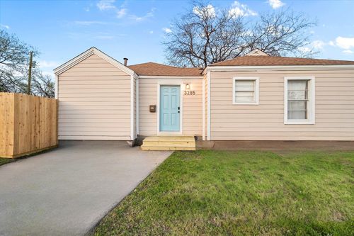 3285 Cloverglen Ln, Fort Worth, TX, 76123 | Card Image