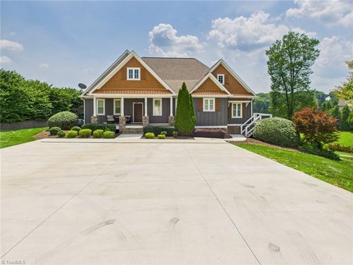 186 Polaris Pt, Semora, NC, 27343-9706 | Card Image
