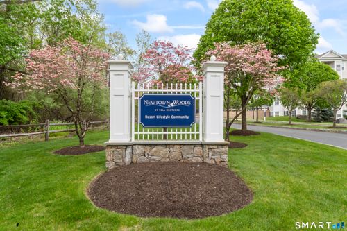 20-20 Brookside Ct, Newtown, CT, 06470-1270 | Card Image