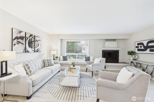 apt-14-7579 Old Redmond Rd, Redmond, WA, 98052-6863 | Card Image