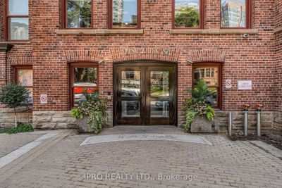 505 - 11 St Joseph St, Condo with 1 bedrooms, 1 bathrooms and 1 parking in Toronto ON | Image 3