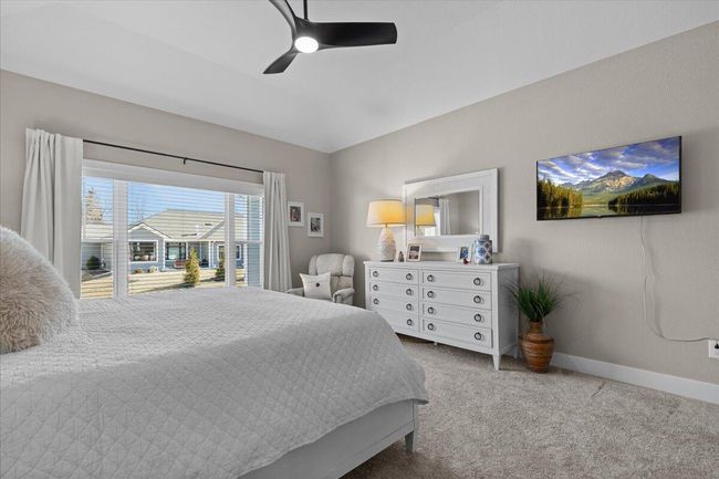 7865 E Stone Ridge Dr, Condo with 3 bedrooms, 3 bathrooms and null parking in Lannon WI | Image 15